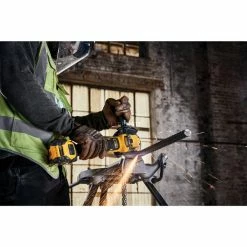Tout neuf ✨ DeWALT DCG409NT, Meuleuse D'angle 😉 -DeWalt - magasin DeWALT DCG409NT Meuleuse d angle@@1753022 3