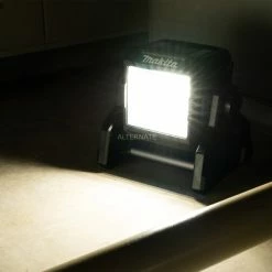 Meilleur prix ⌛ Makita Maki LED-Baustrahler MAX ML003G 18V-40V, Projecteur De Chantier 🎁 10 Meilleur prix ⌛ Makita Maki LED-Baustrahler MAX ML003G 18V-40V, Projecteur De Chantier 🎁 -DeWalt - magasin Makita Maki LED Baustrahler MAX ML003G 18V 40V Projecteur de chantier@@1781486 2